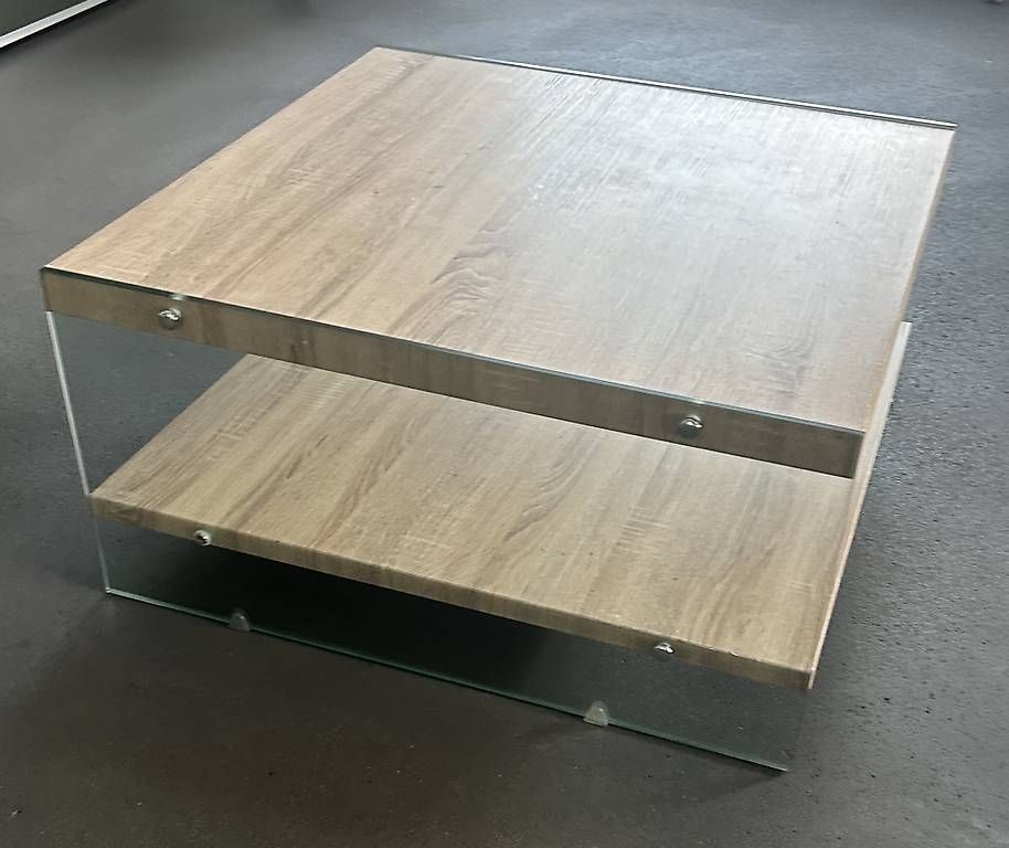 Tische: Table basse 80 x 80 x 40 – Gebraucht aus Daillon von spe_zt6d 1