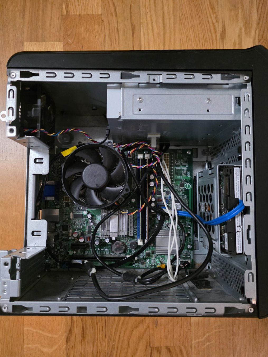 PC: Packard Bell PC-Tower, comuter – Difettoso da Bern venduto da KavIndustries 1