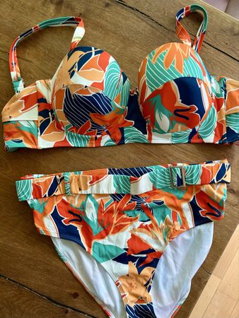 Raffinierter Bikini Grösse 46(90E) Wie neu