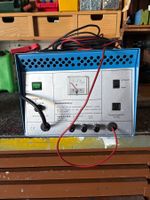 Batterieladegerät 6 - 12 - 24 Volt