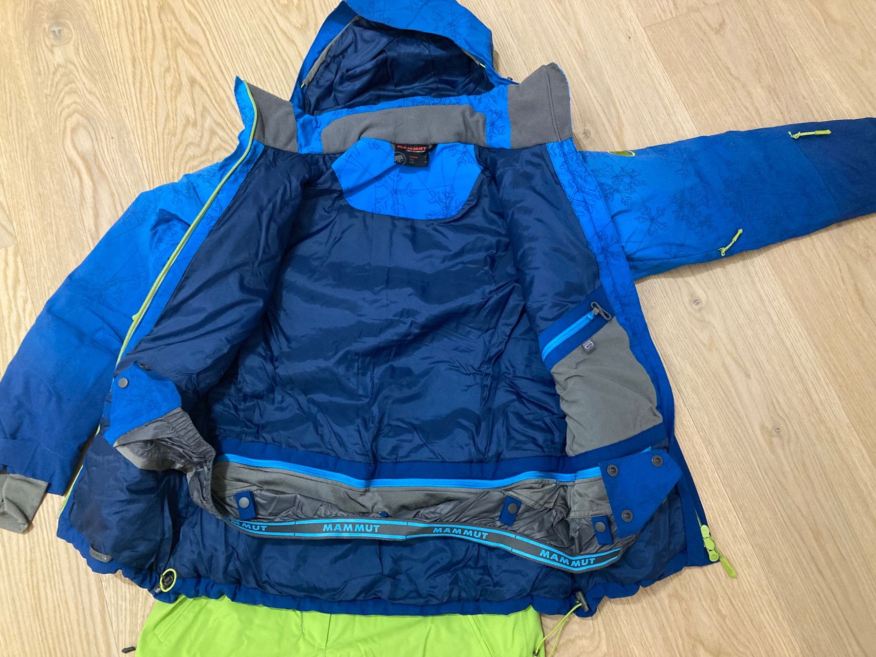 Mammut Giacche: Mammut Ski Anzug / Jacke / Hose – Usato da Rorbas venduto da Astrafix 2
