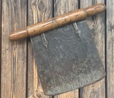 antikes geschmiedetes grosses Käsemesser für Käselaibe