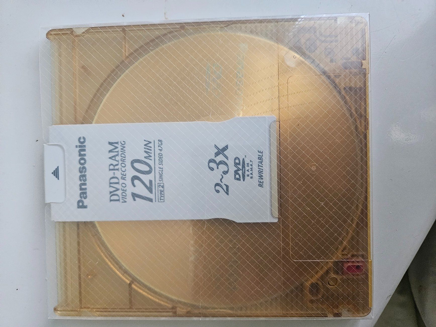 Tutti i DVDs: DVD RAM als Floppy – Usato da Intragna venduto da Digger3