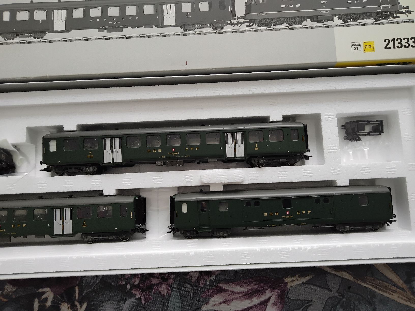 Trix Trains électriques: Trix Set  SBB H0 Digital DCC Neuwertig – Neuf avec emballage d'origine à Romanshorn par jar_rxt9 3