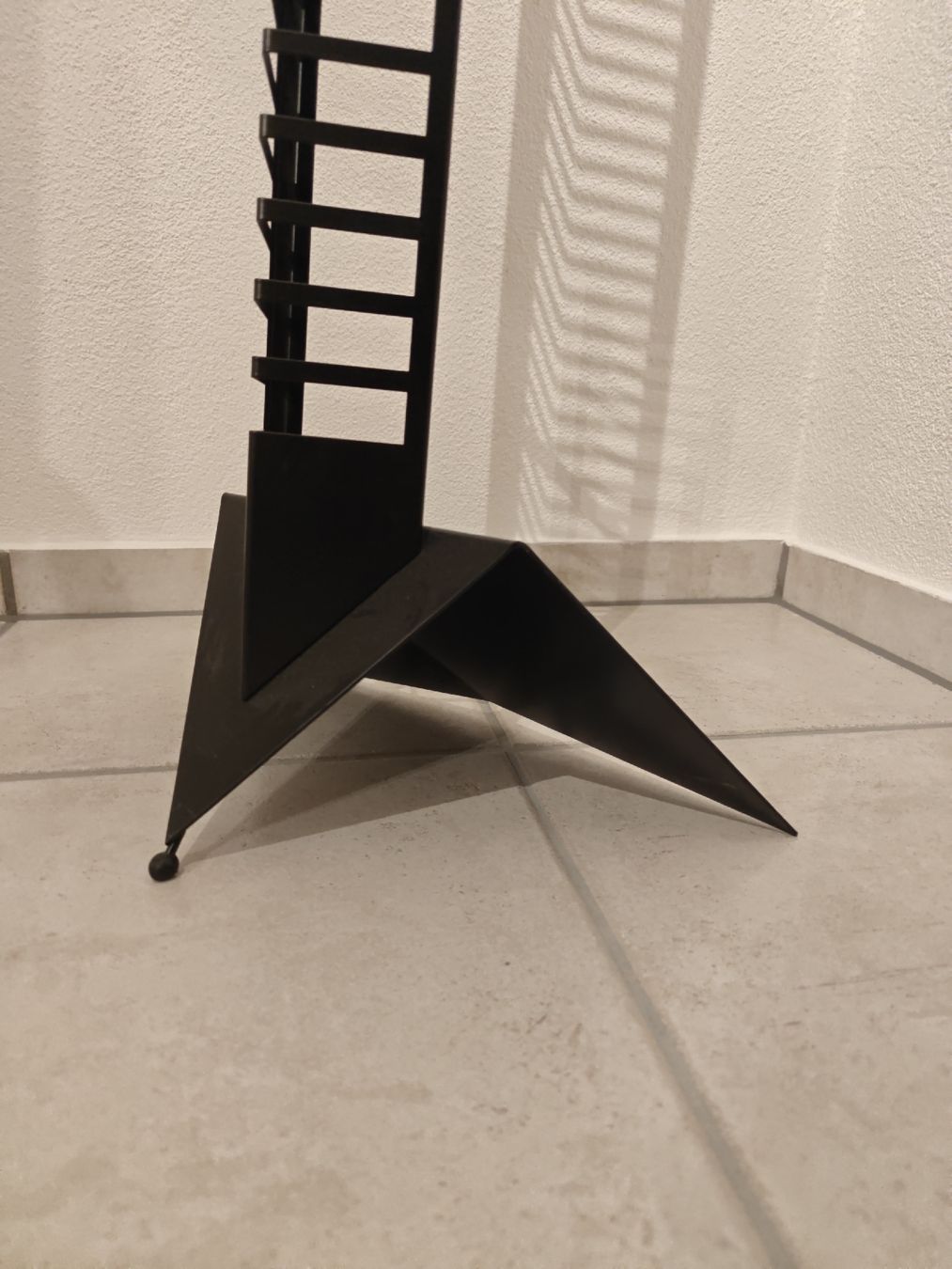 Scaffali: CD Regal schwarz schmal guter Zustand – Usato da Erstfeld venduto da Bini-CH 2