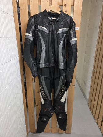 IXS Motorrad Lederkombi, Grösse 110, Top Zustand!