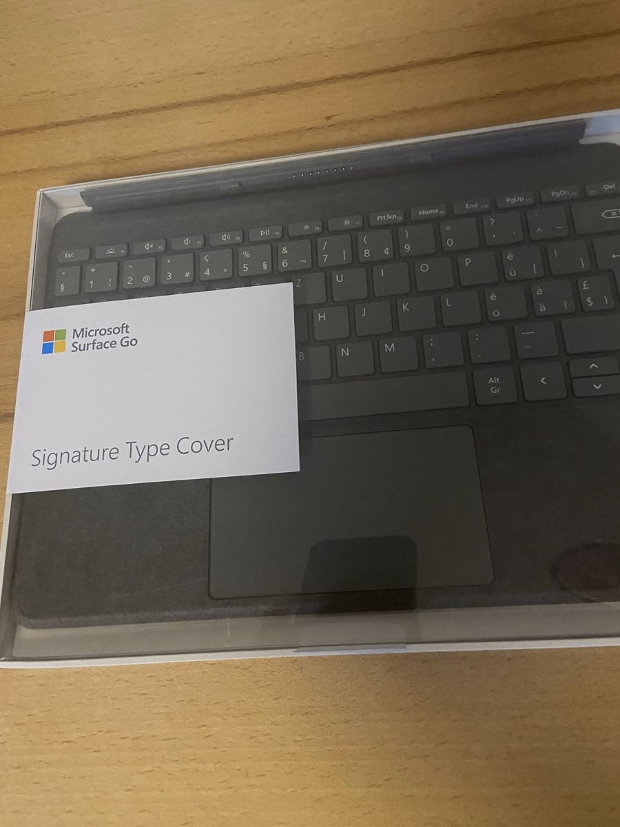 Microsoft Tastaturen: Microsoft Surface Go Signature Type Cover  – Gebraucht aus Basel von ramona.evelina