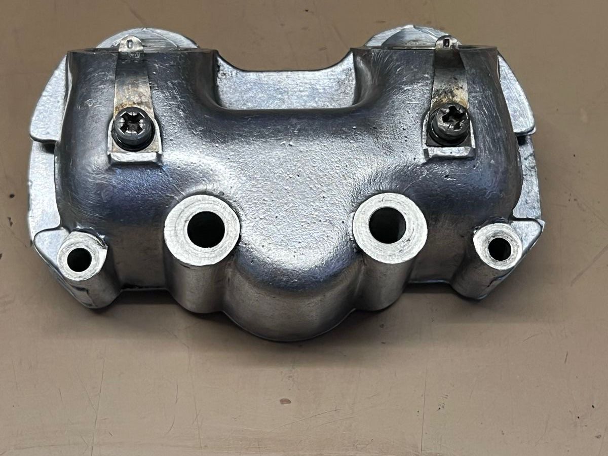 Triumph Tutti i ricambio per moto: Triumph Bonneville Oldtimer Ventildeckel 1 – Usato da Rickenbach / Sulz venduto da Alfisti156 1