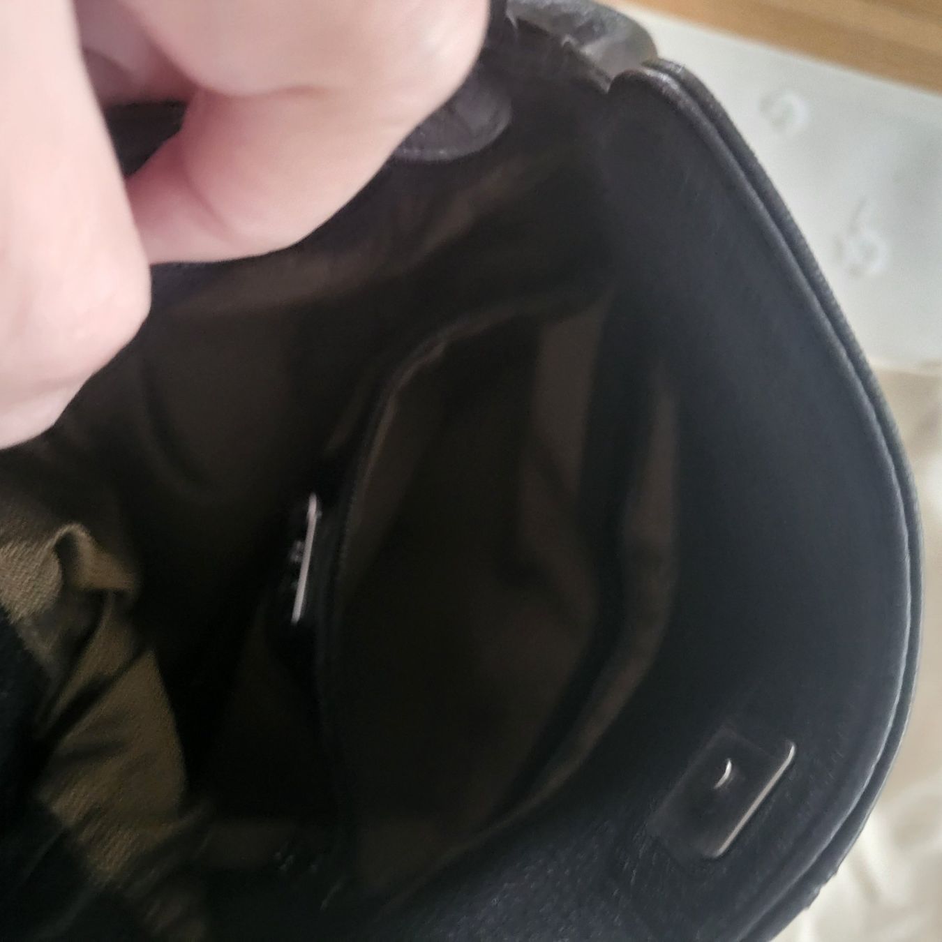 Prada Taschen für Damen: Prada Tasche Leder – Gebraucht aus Rickenbach b. Wil von diepe 1