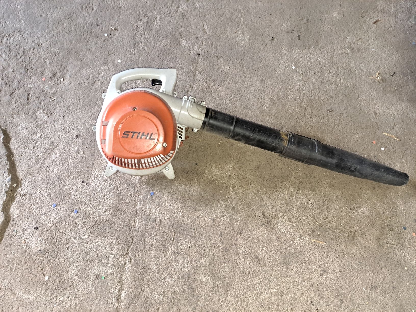 Stihl Laubbläser & Laubsauger: Stihl Laubbläser BG44 – Defekt aus Ricketwil (Winterthur) von Martin8406 2