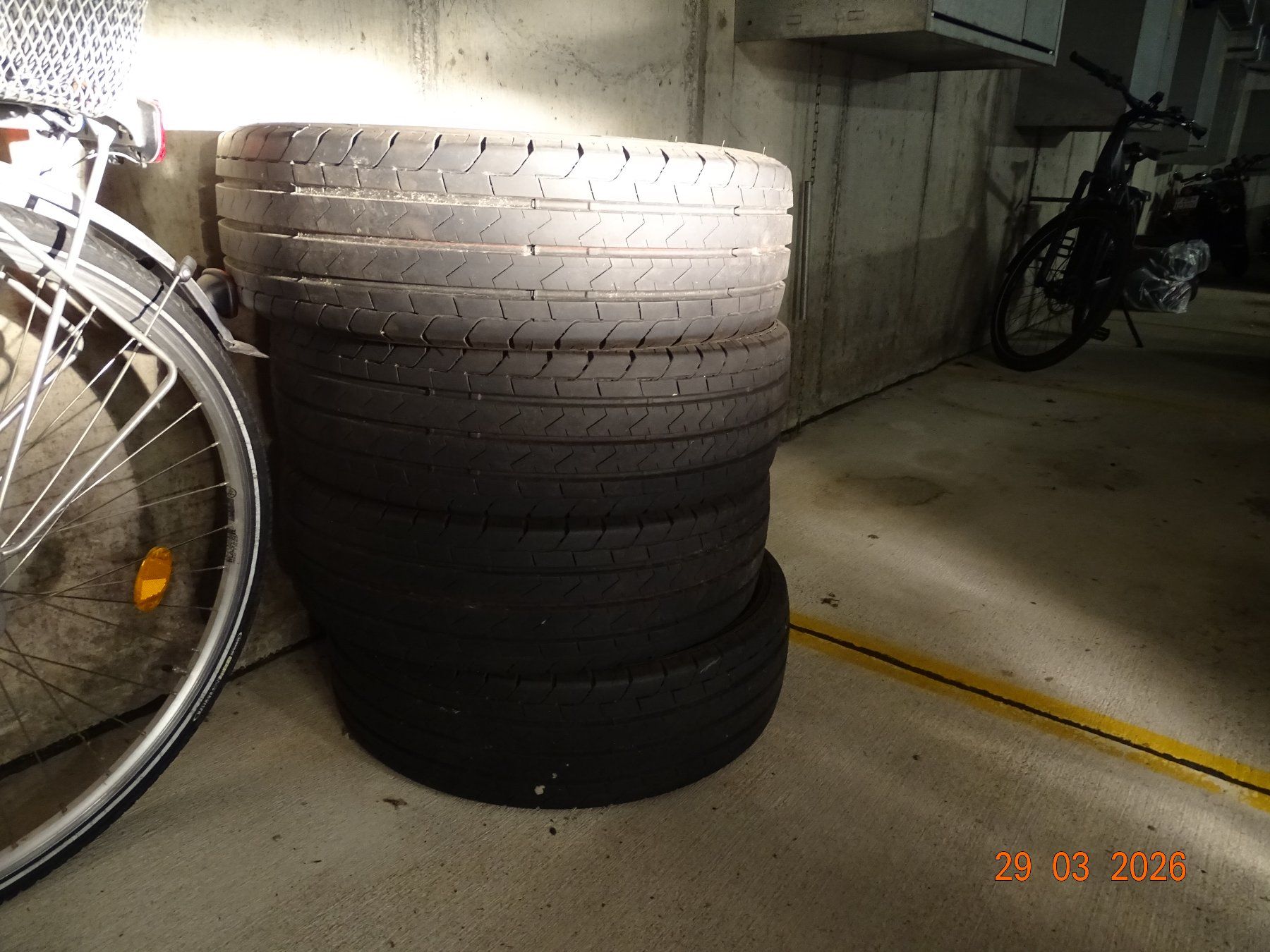 Bridgestone Pneumatici & Ruote complete: 4 Sommerpneu – Usato da Zürich venduto da Muschel15 4