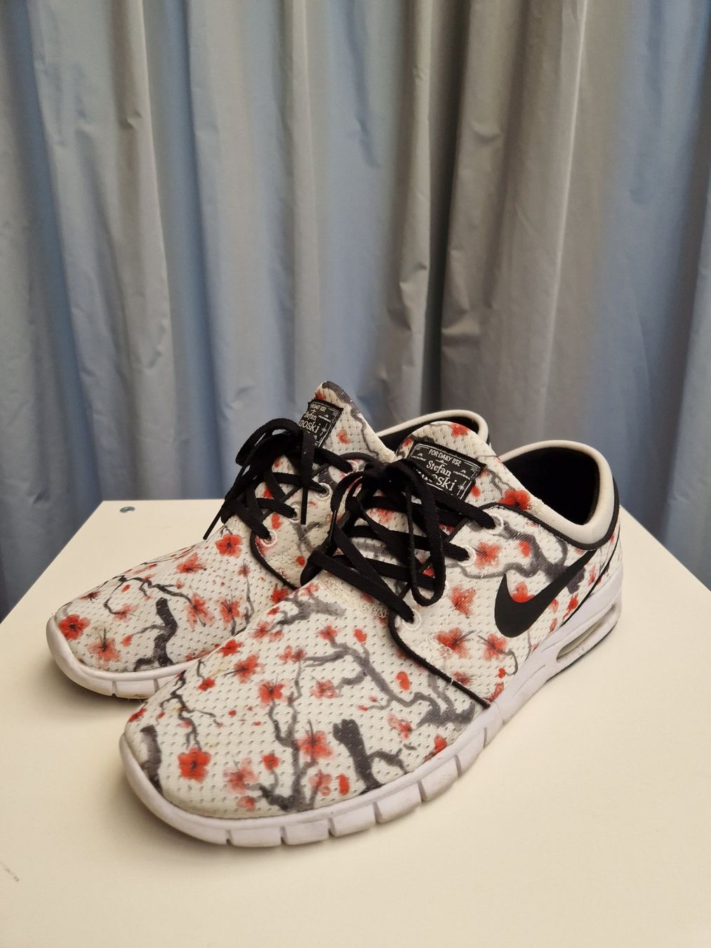 Nike Scarpe da uomo: Nike SB Cherry Blossom – Usato da Oberglatt ZH venduto da Hamilton