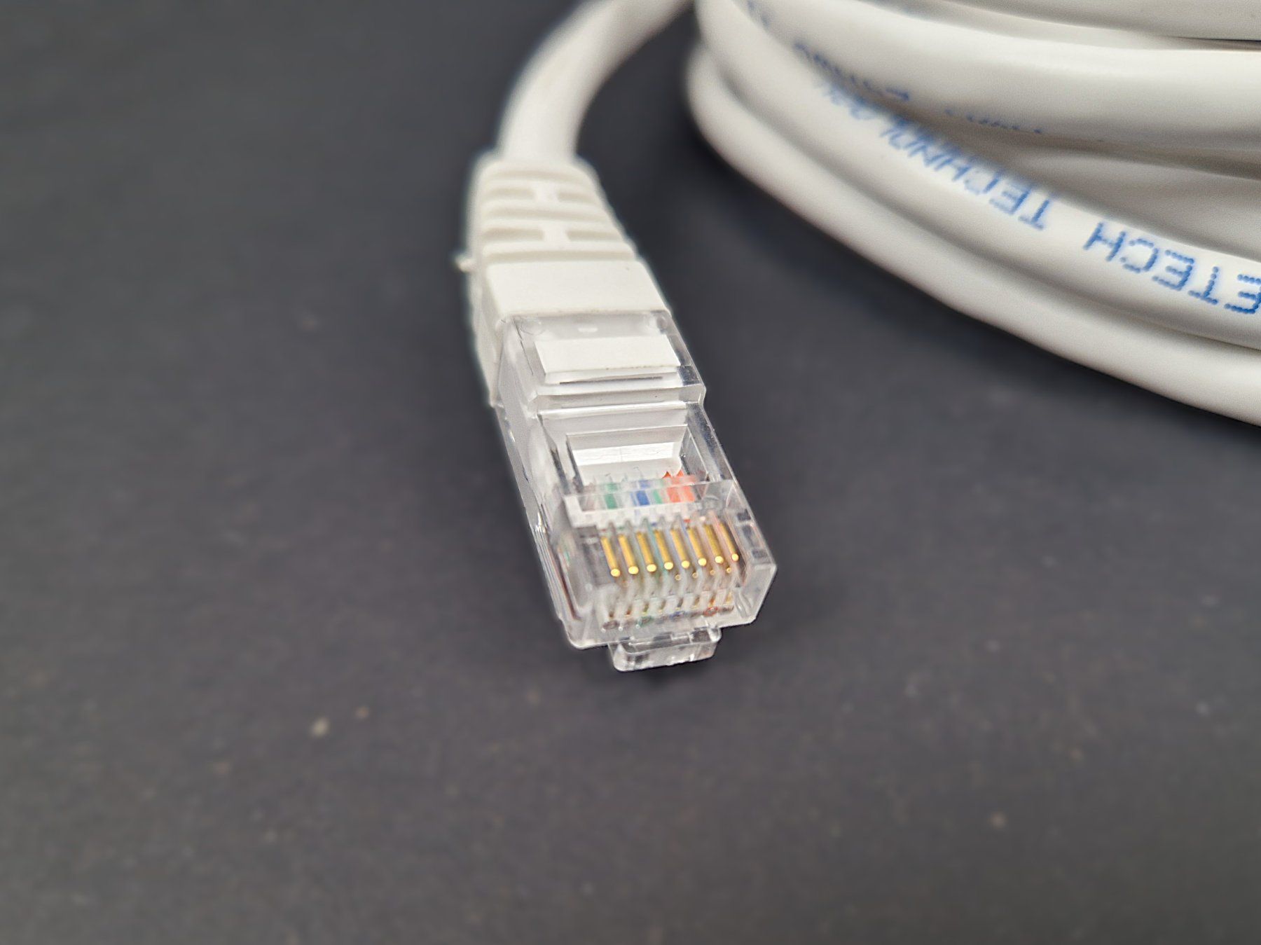 Cavi: Ethernet Kabel von CABLETECH, Cat 5 UTP 4 Meter Weiss – Nuovo (secondo la descrizione) da Basel venduto da Restwert_Basel 3