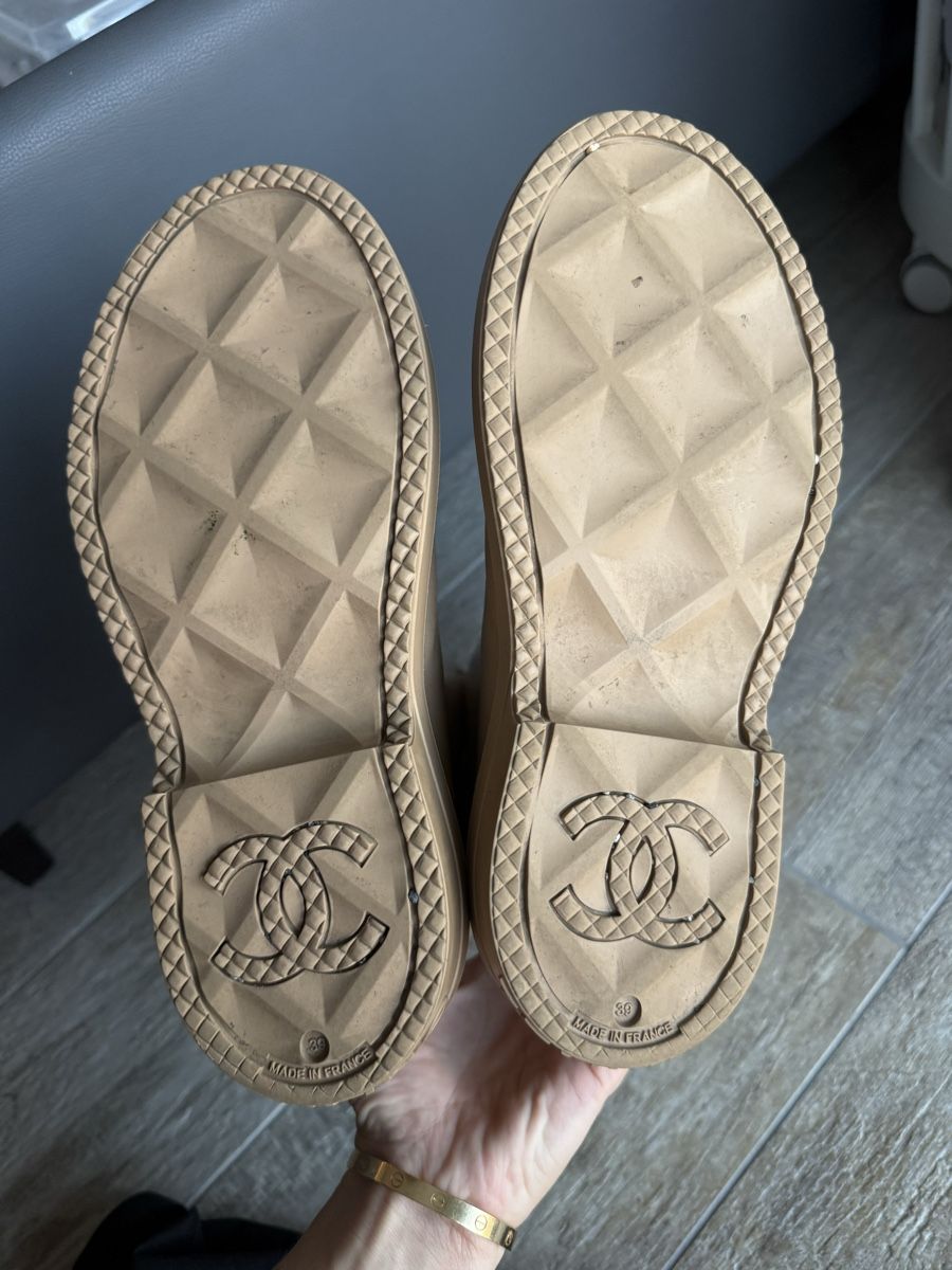Chanel Damenschuhe: Chanel Rain Boots – Gebraucht aus Massagno von cat_7czq 4