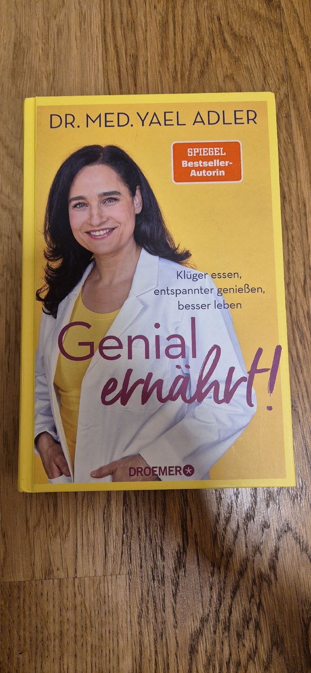 Libri: Buch Genial ernährt – Nuovo (secondo la descrizione) da Hettlingen venduto da _.ch_