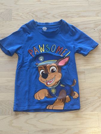 T-Shirt Paw Patrol Grösse 122 C&A blau Motiv Chase