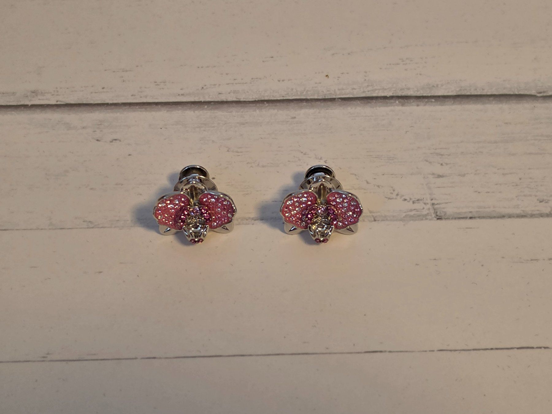 Statuette: Swarovski SCS Pin Idyllia Collection – Nuovo e nell'imballaggio originale da Bülach venduto da Santa-Punk 1