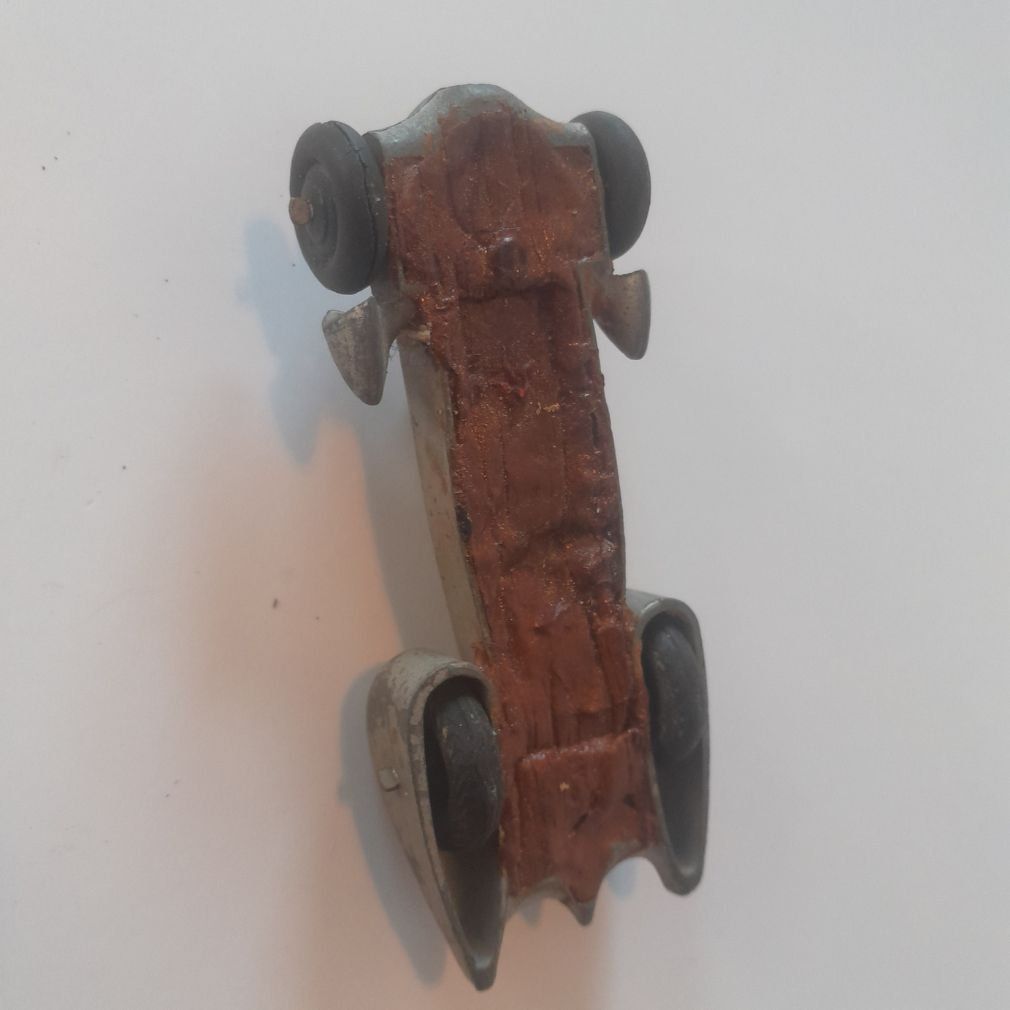 Giocattoli: Vintage Batmobil ca. 10,2 cm – Usato da Langnau i. E. venduto da Giordano-Aurelio 2