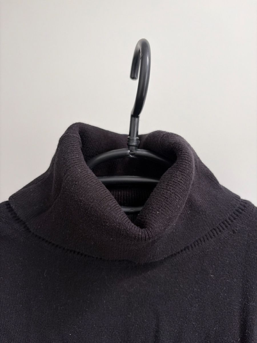 H&M Maglioni & Felpe: Schwarzer Rollkragenpullover, Gr. M, Top Zustand – Usato da Pfungen venduto da era_fnc2 1