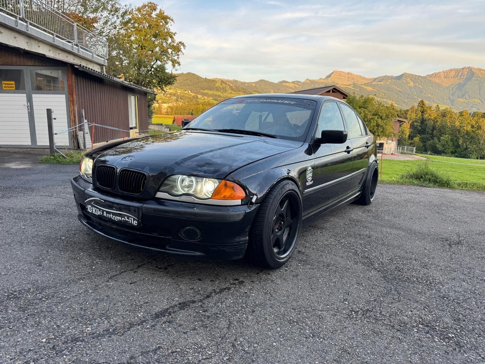 BMW Automobili: Zum Verkaufen steht ein Bmw E46 330i Drift – Usato da Schmerikon venduto da Passat018