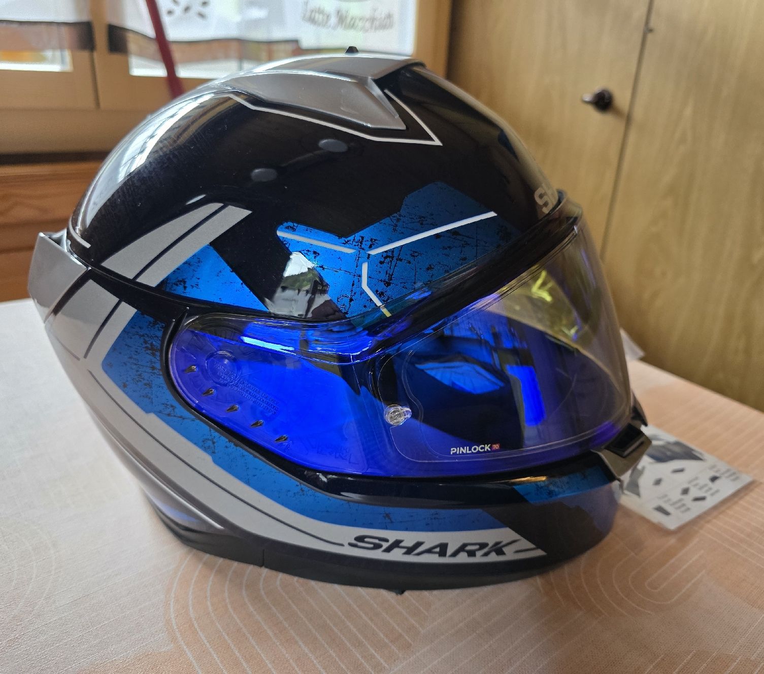Caschi & visiere:  Shark Integralhelm SKWAL 13 / S – Nuovo (secondo la descrizione) da Kiental venduto da MeSa_Niesen 4