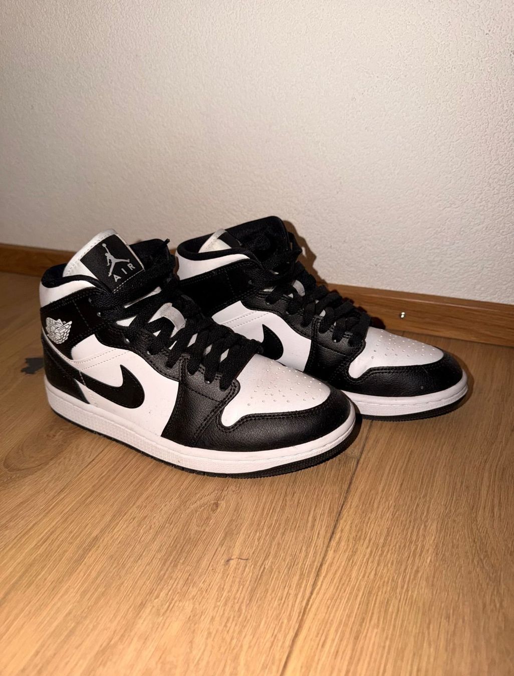 Jordan Herrenschuhe: Original Air Jordan Mid, Grösse 38.5 , neuwertig – Neu (gemäss Beschreibung) aus Salgesch von lucloc99 3
