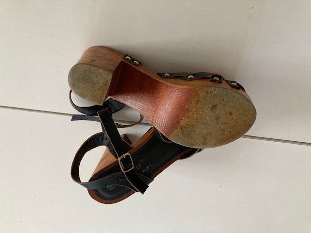 Damenschuhe: Lot chaussures t.39 – Gebraucht aus Boudry von Lamue01 1