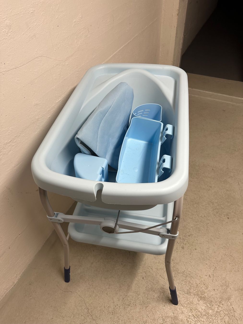 Chicco Baignoires: Chicco Cuddle & Bubble Bath & Changing Table – Neuf (Voir description) à Richterswil par Misterwine 2