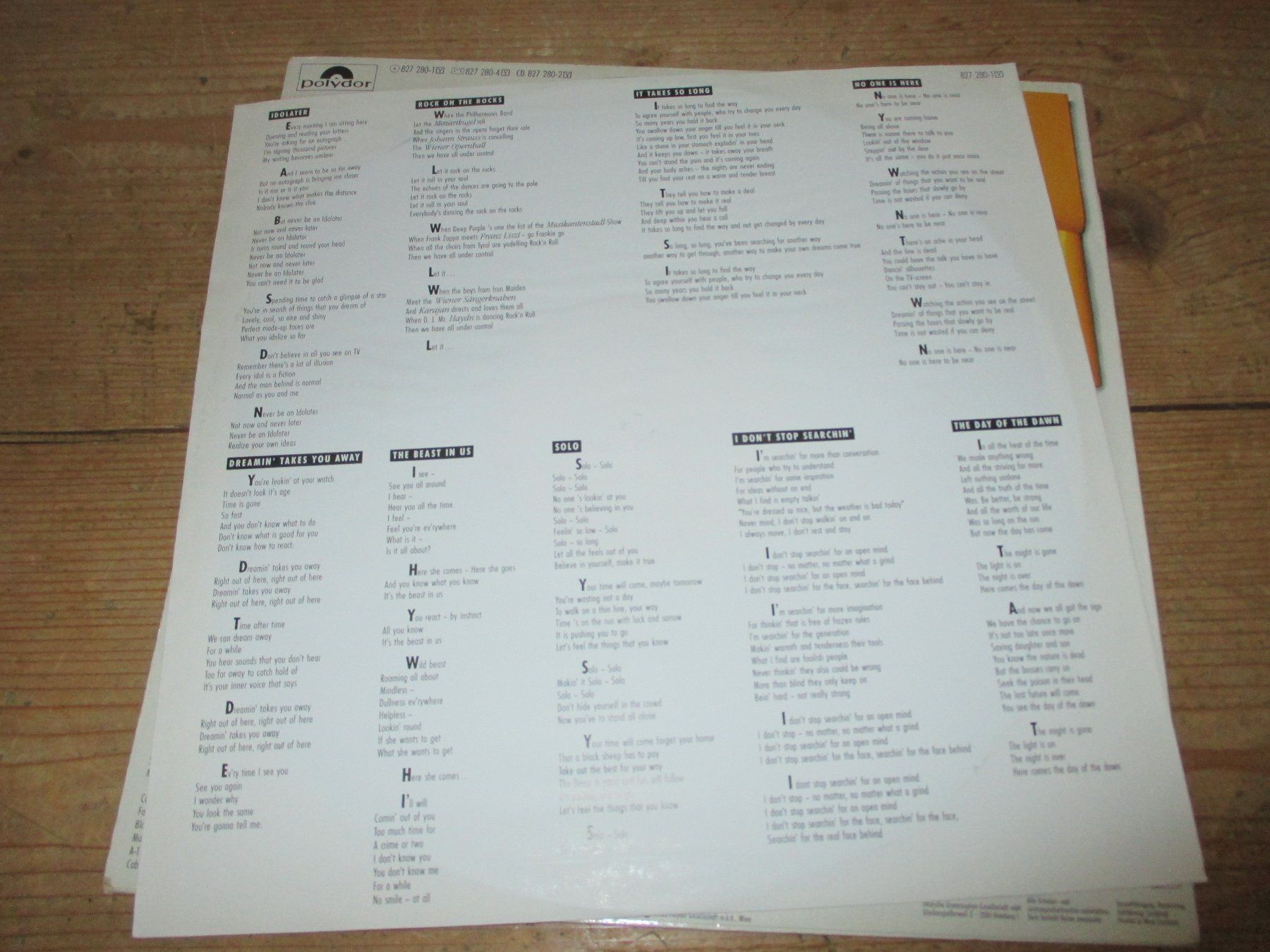 Schallplatten: OPUS Solo LP – Gebraucht aus Flims - Dorf von Stagediver 2