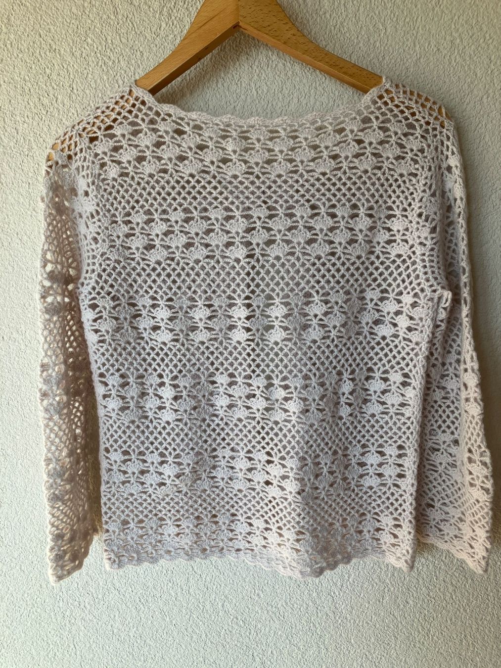 Giacche: Strickjacke Cashmere , gehäkelt, Farbe helles Stein / Gr. S – Usato da Erlenbach ZH venduto da SilviaF02 2
