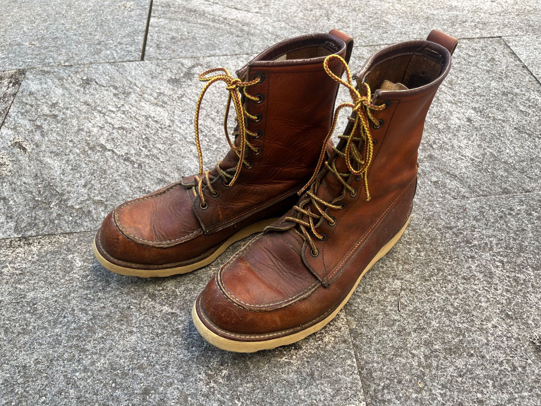 Red Wing Herrenschuhe: Red Wing Moc Toe Size 12 – Gebraucht aus Bottmingen von Puffsack 1