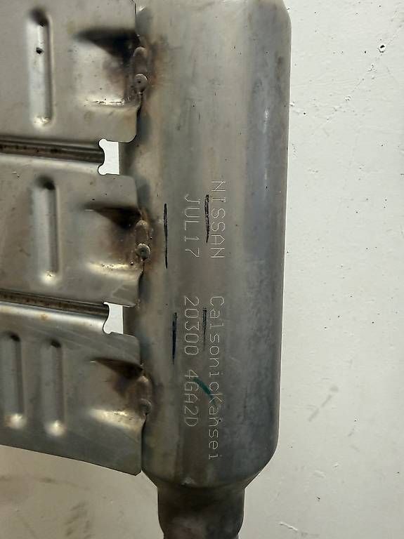 Sistemi di scarico: Original Auspuff Infiniti Q60 – Usato da Suhr venduto da sop_7brt 1