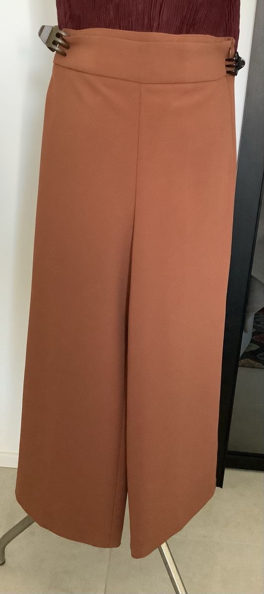 Benetton Hosen: Panatoloni palazzo Benetton – Gebraucht aus Magadino von ber_6kbt
