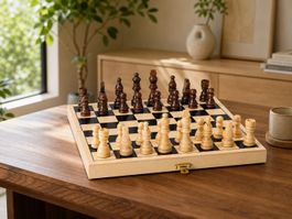Jeu d'échecs pliable en bois ( NEUF )