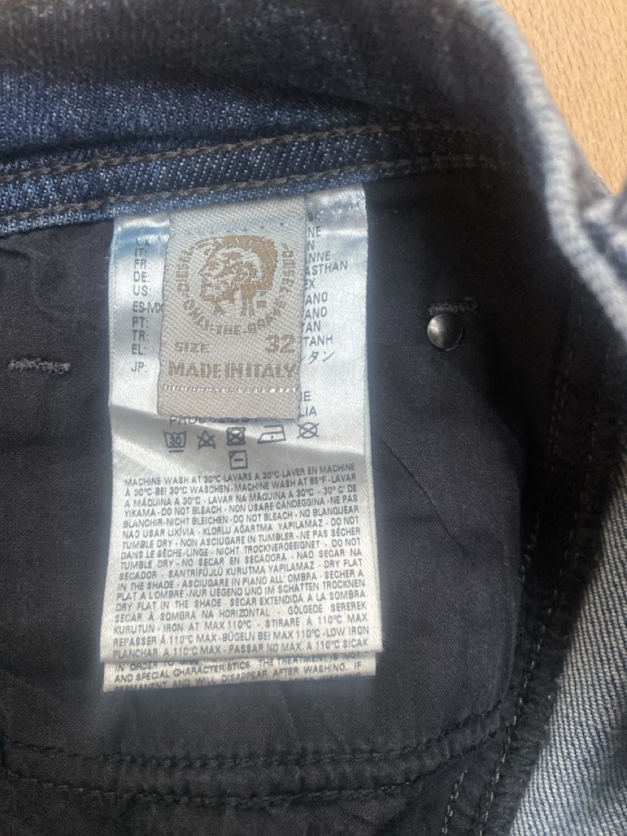 Diesel Jeans: Limitierte Diesel Jeanshose Grösse 32 – Usato da Sargans venduto da Nikelmaker 5