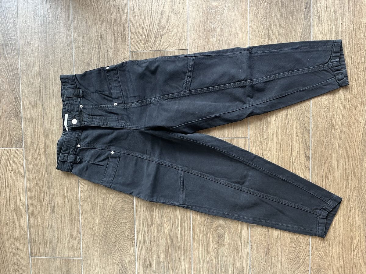 Zara Pantaloni: Pantalon cargo Zara, taille 36 – Usato da Hauterive NE venduto da Lipal