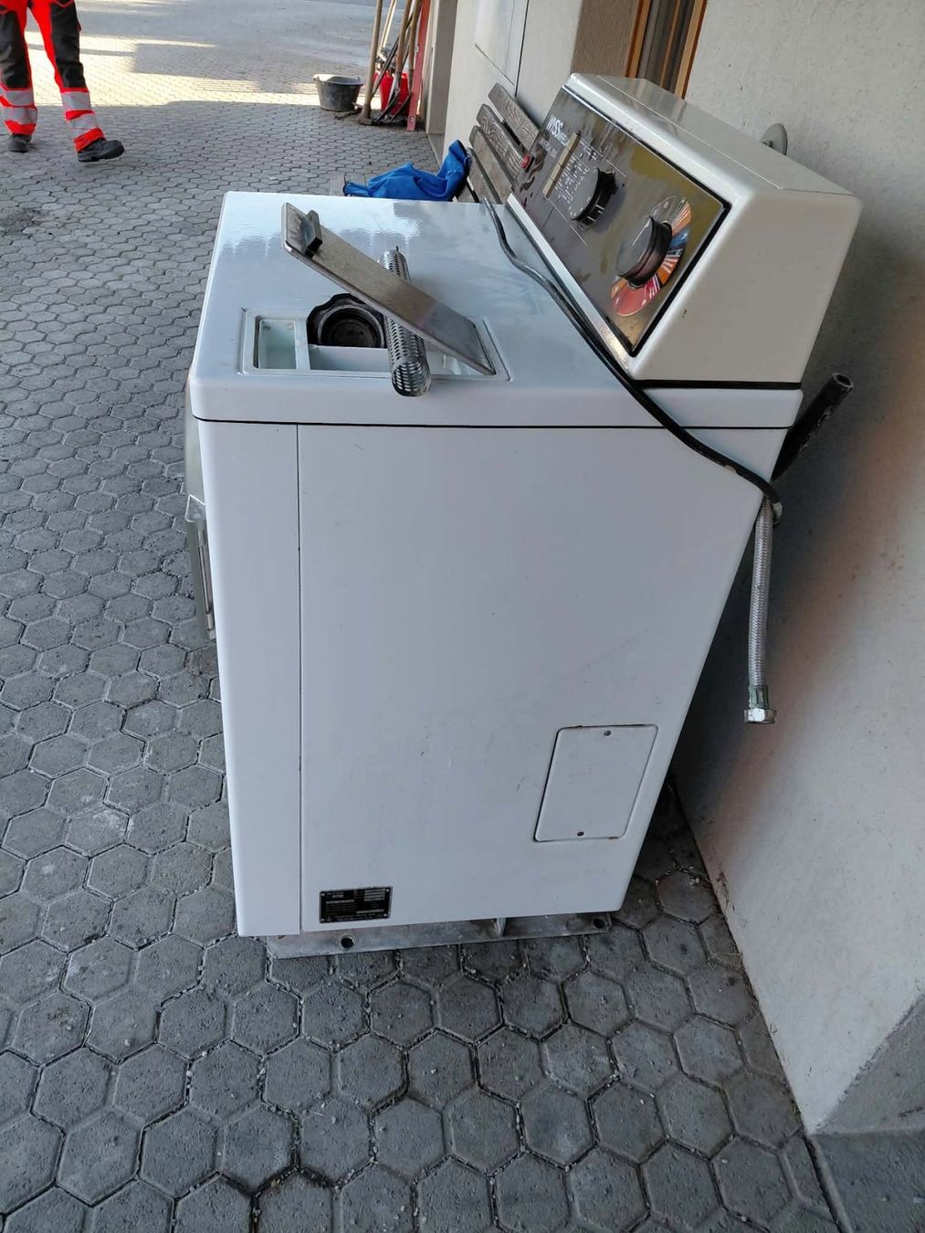 Wyss Waschmaschinen: Waschmaschine Wyss Mirella Universal 2000 – Gebraucht aus Geuensee von Hugentobler12345 2