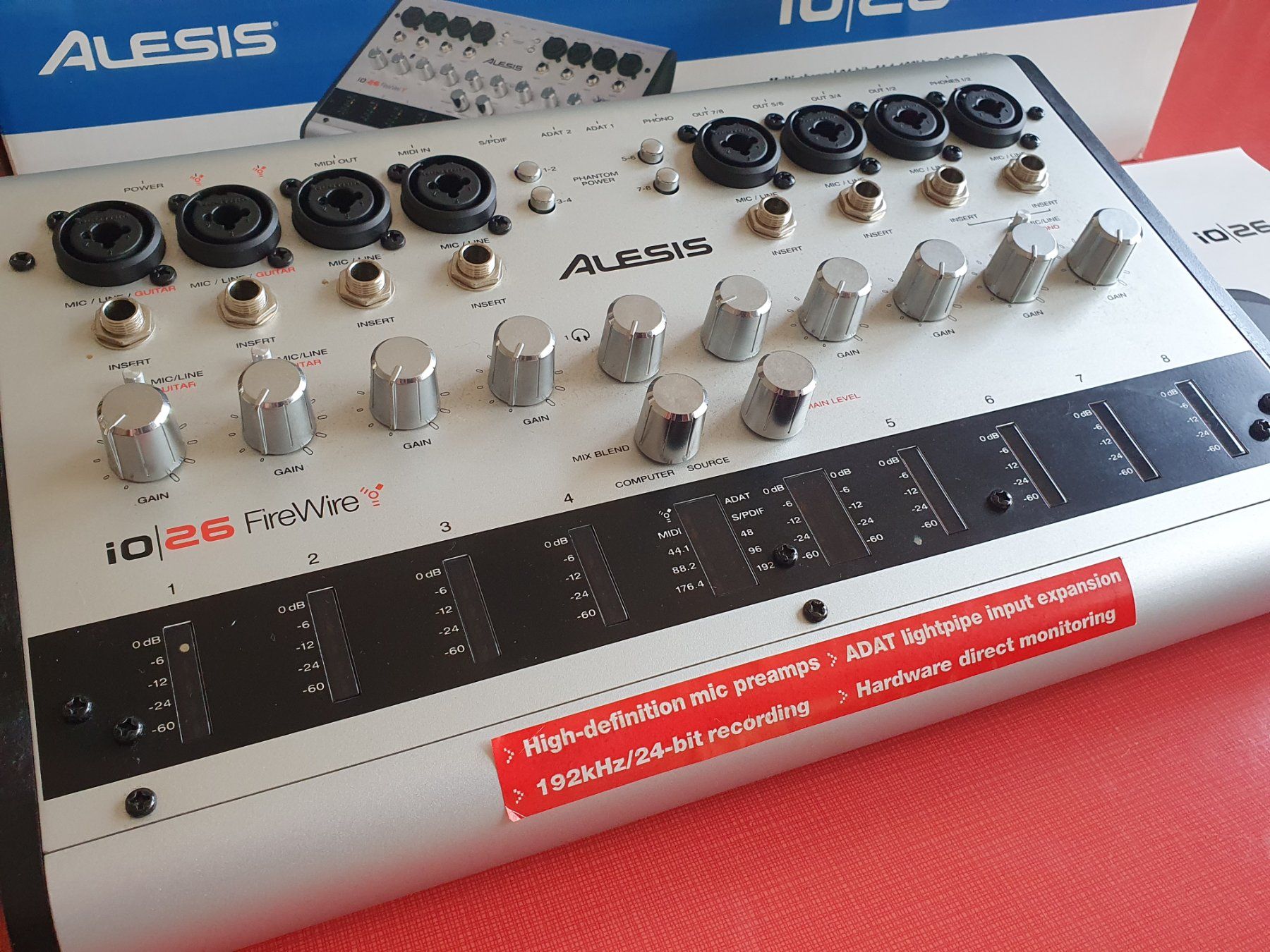 Alesis Attrezzatura per studi di registrazione: Alesis iO26 FireWire Audio Interface – Usato da Killwangen venduto da versus77 6
