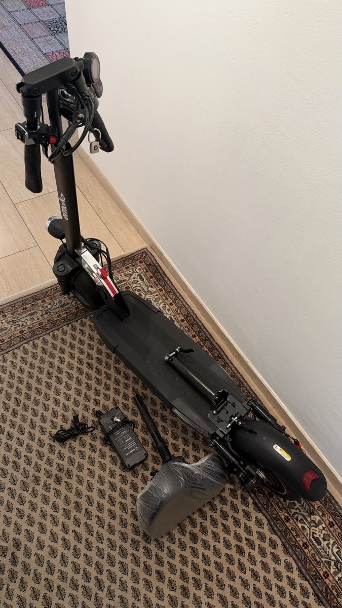 Scooters: E-Scooter – Gebraucht aus Utzigen von gre_x76z 1