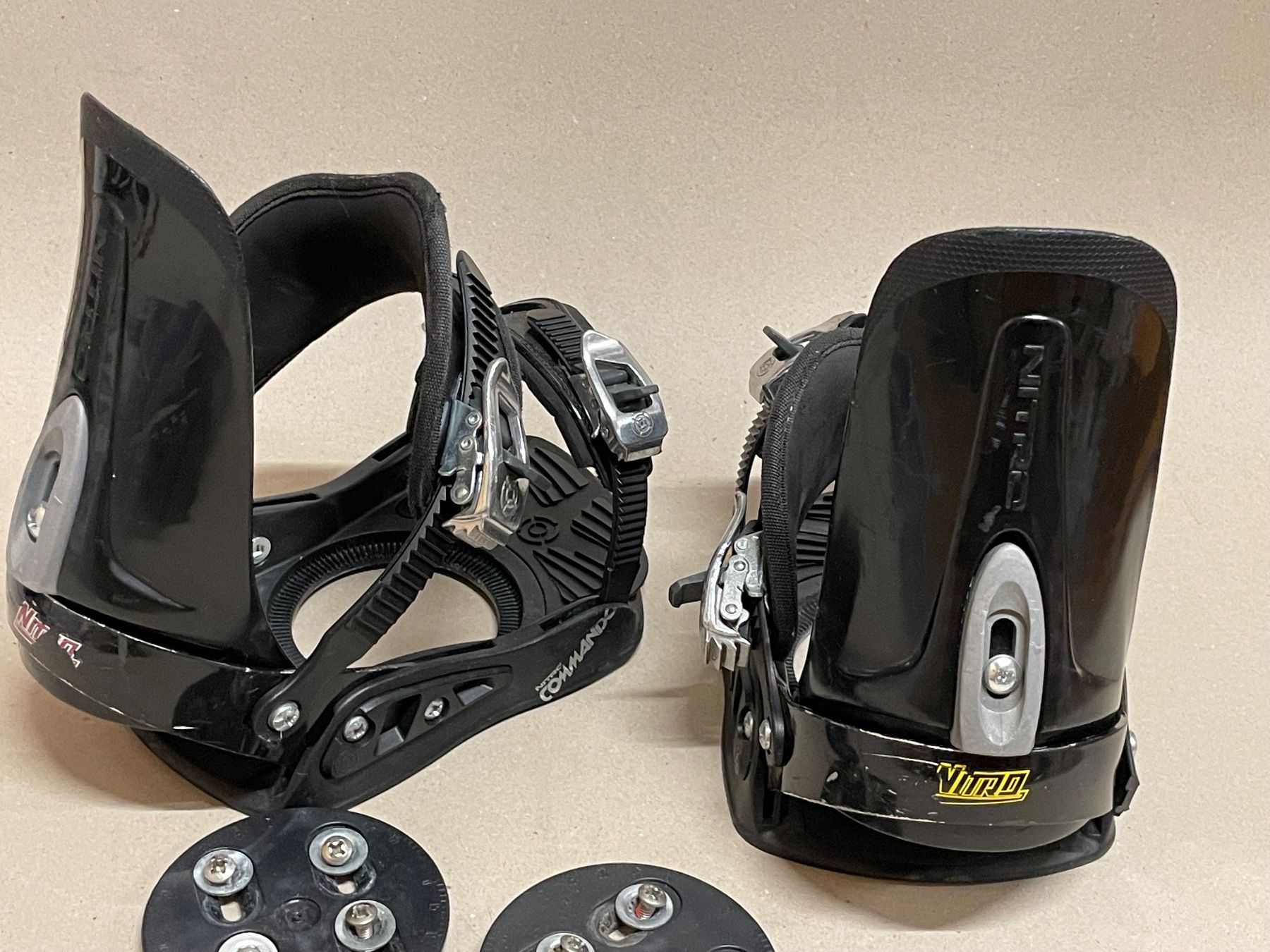 Snowboard Nitro Fixations: Snowboard SOFT BINDUNG # Nitro Comando M/L FREESTYLE burton – D'occasion à Mastrils par headturners 1