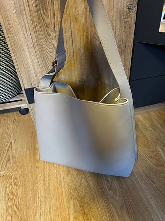 Schöne Handtasche zu verkaufen