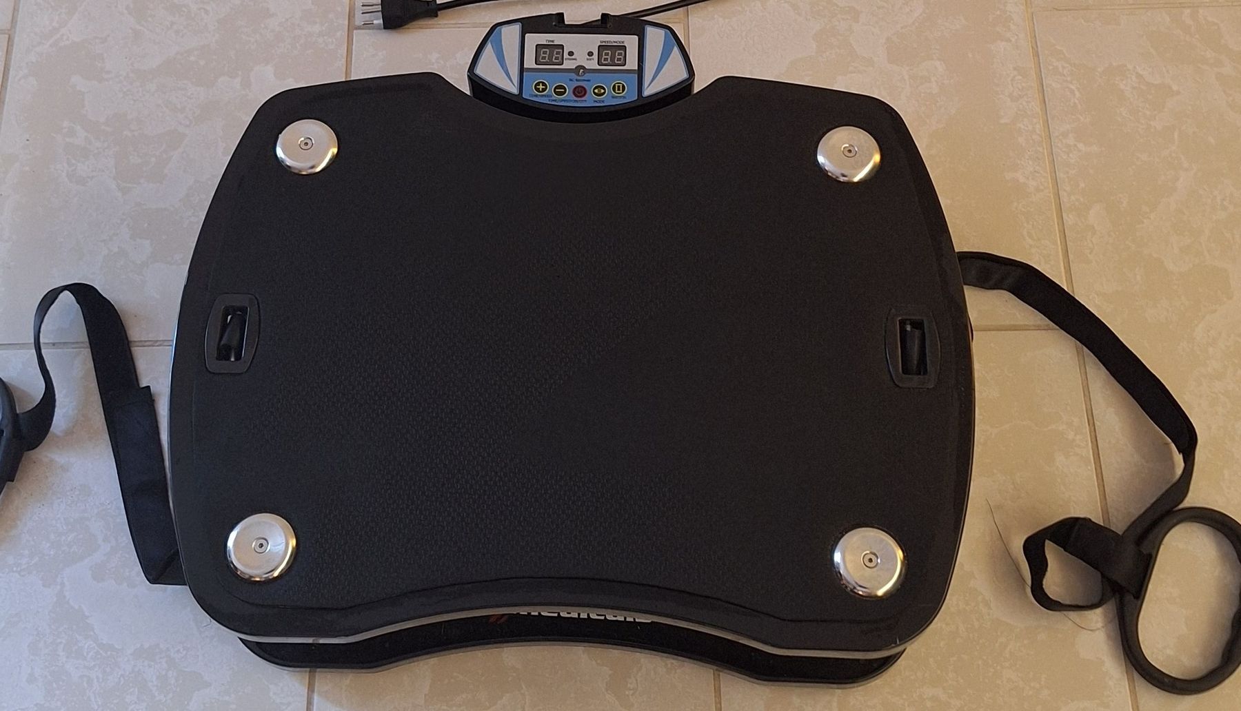 Hometrainer: Newgen Medicals Vibrationsplatte – Usato da Bülach venduto da dan_7scp 1