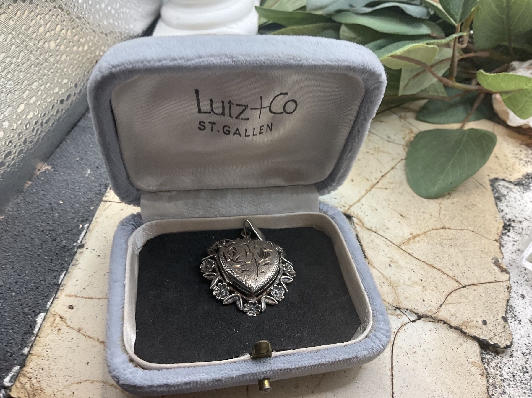 Anhänger: Jugendstil Medaillon in Silber – Gebraucht aus Luzern von S.Kern01
