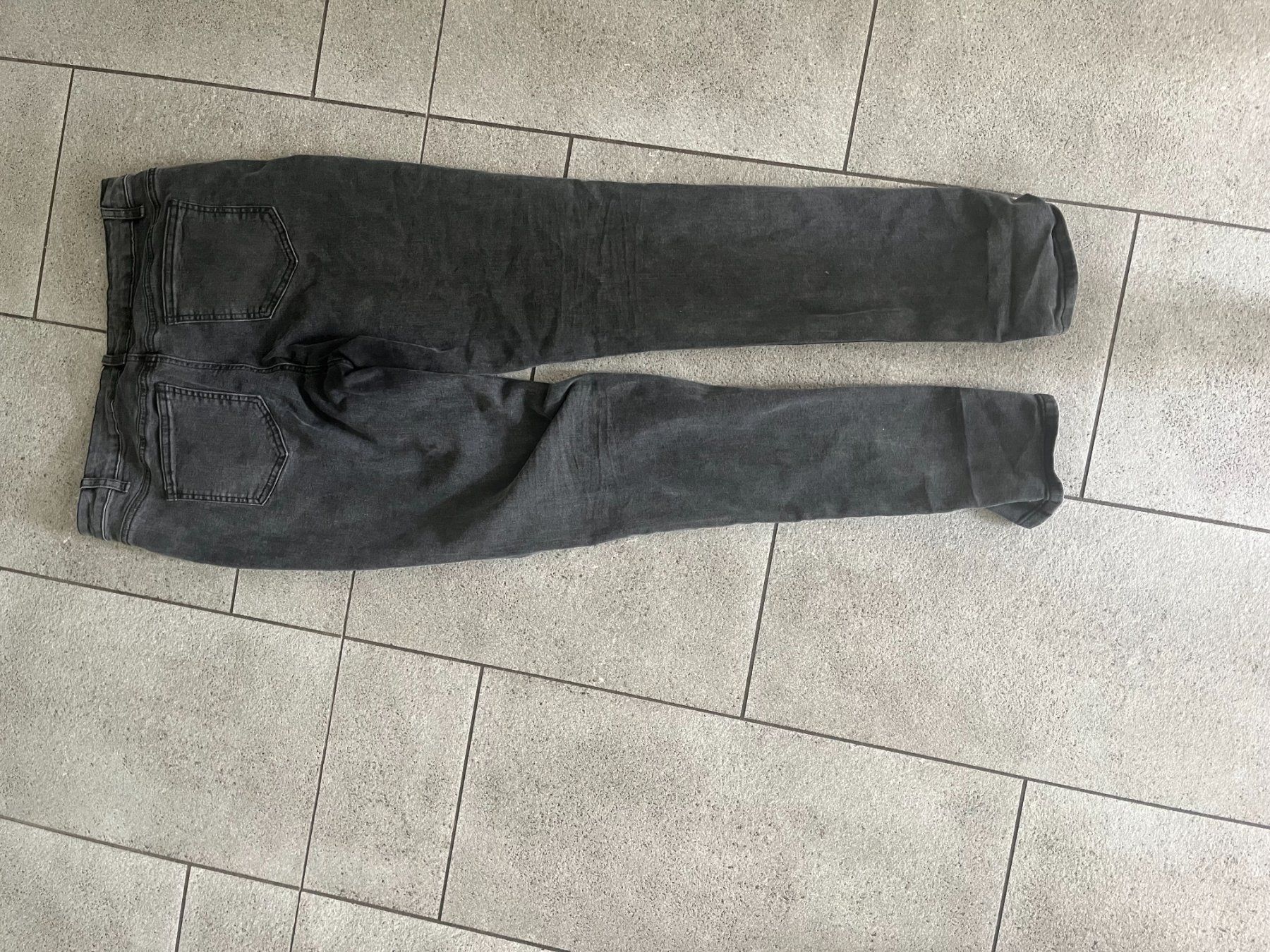 Blusen: sportliches Matching Set – Gebraucht aus Solothurn von Floefi 1