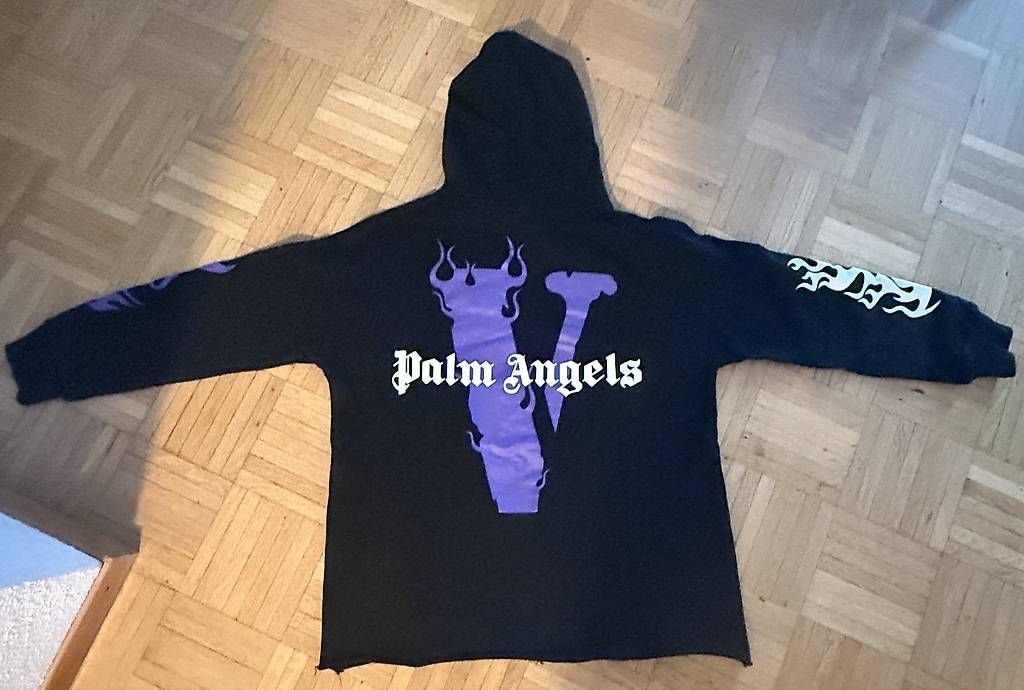Pullover & Sweatshirts: Vlone x Palm Angels Pullover XL – Gebraucht aus Nottwil von mel_29jy 1
