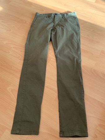 Joli pantalon homme kaki Celio Skinny fit t. 32