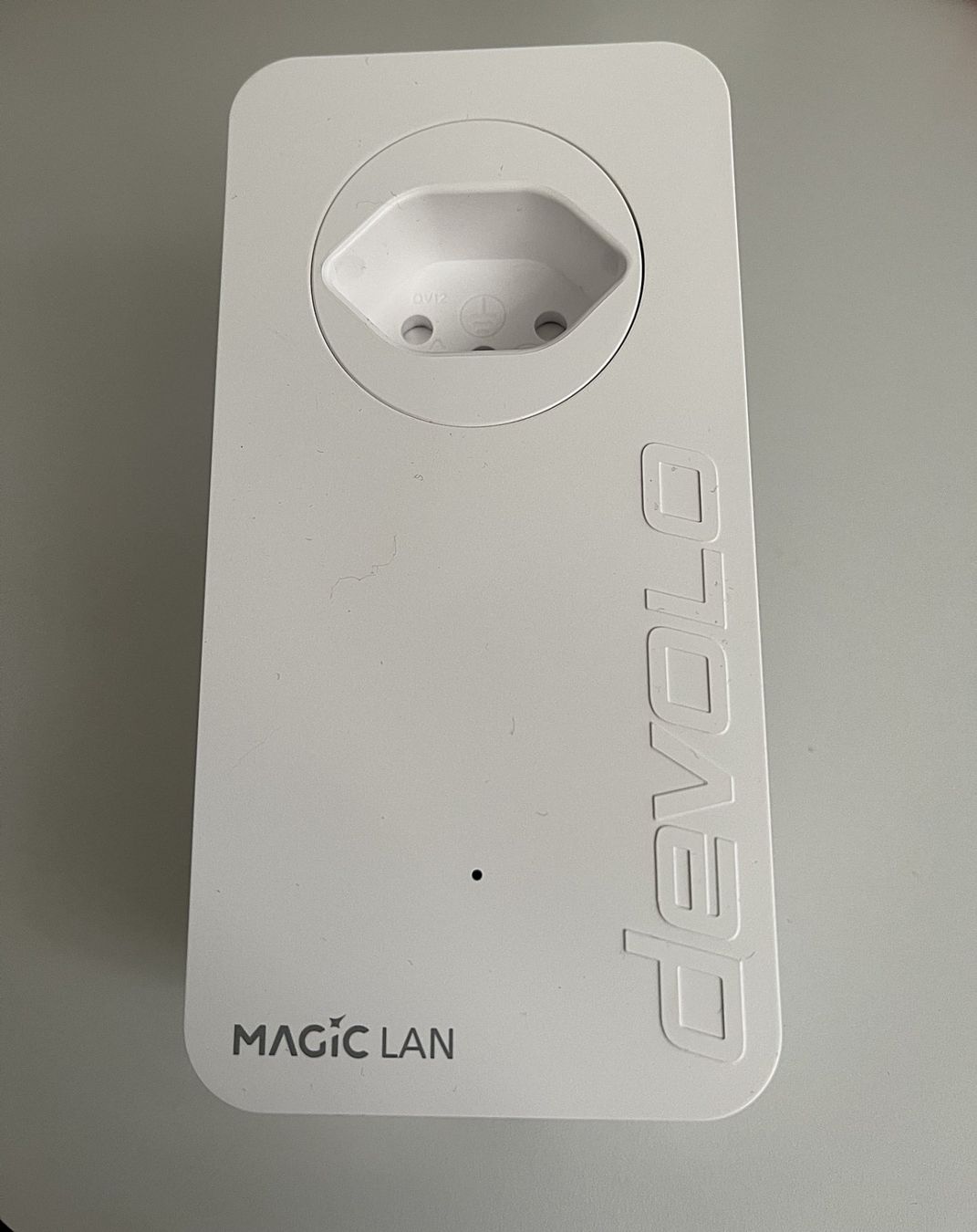 Devolo WiFi: devolo Magic 1 WiFi mini Starter Kit – Powerline WLAN Set – Usato da Ellighausen venduto da MiSola 1