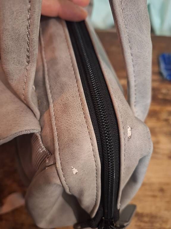 Zaini: Cabaia Rucksack grau 12L – Usato da Arlesheim venduto da gligli01 1