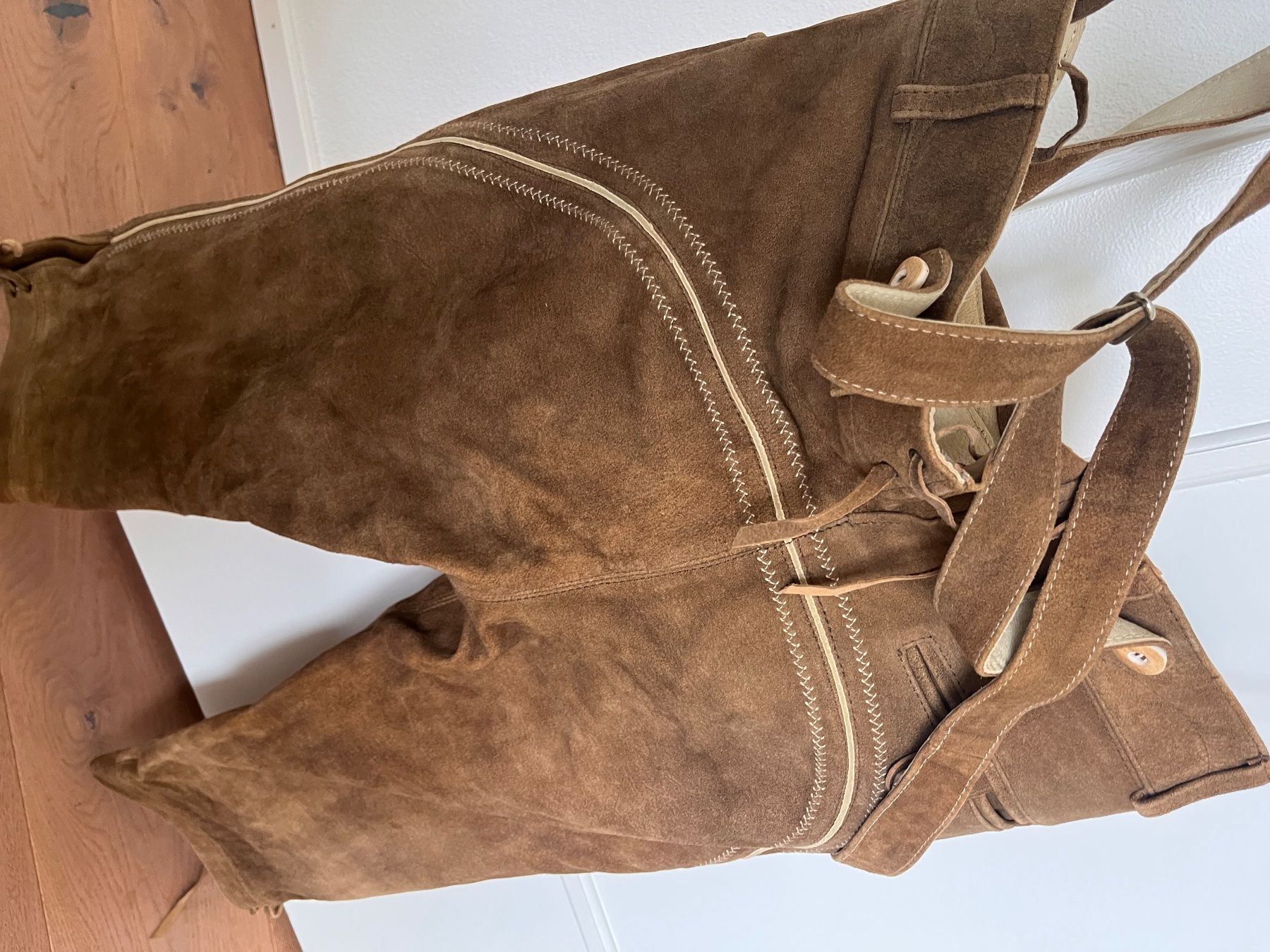 Pantaloni: Lederhose – Usato da Zürich venduto da fre_7mv2 2