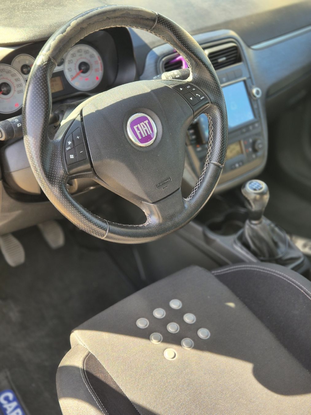 Fiat Autos: Fiât Punto 1.4 TJet – Gebraucht aus Renens VD von oluapban 5